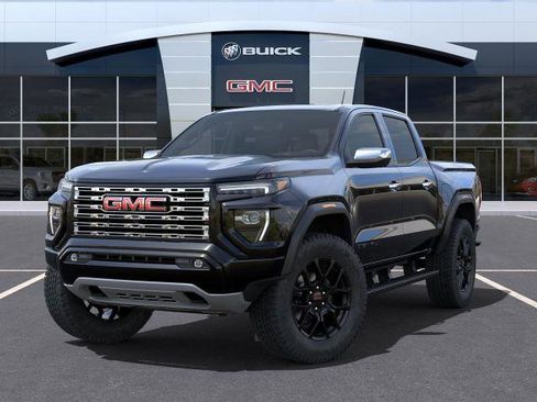 New 2025 GMC Canyon Denali w/ LPO, Denali Black Edition image 6