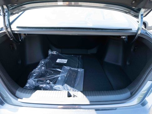 New 2025 Honda Accord LX image 27