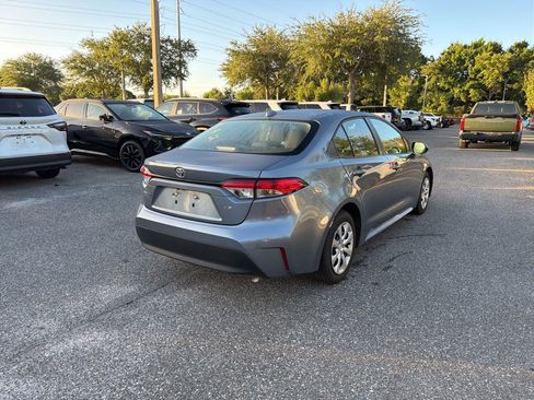 Used 2024 Toyota Corolla LE FWD image 5