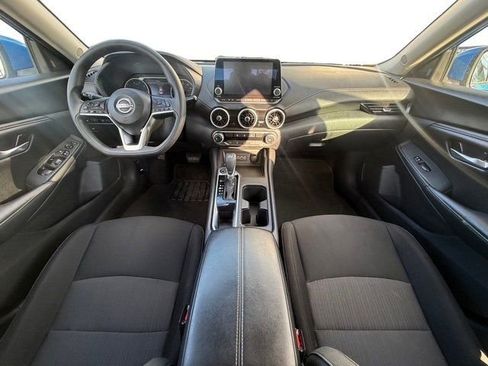 Used 2025 Nissan Sentra SV image 21