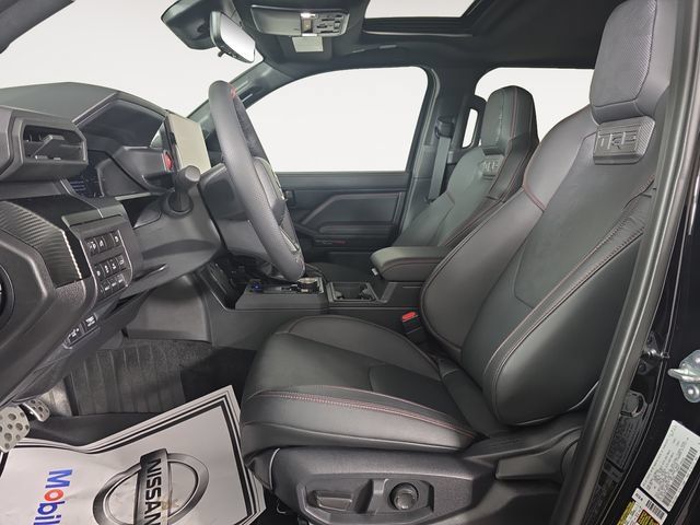 Used 2025 Toyota Tacoma TRD Pro AWD/4WD image 9