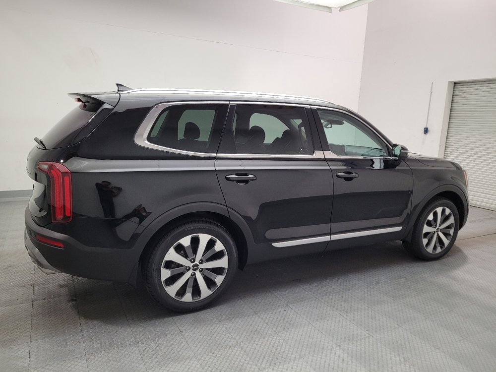 Used 2022 Kia Telluride EX w/ EX Premium Package FWD image 10