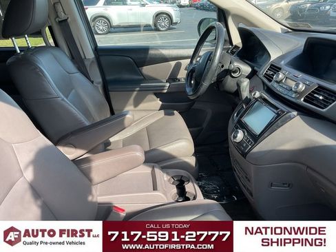 Used 2015 Honda Odyssey Touring Elite image 16