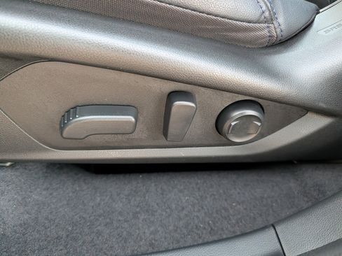 Certified 2025 Subaru Forester Limited image 24