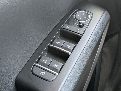 Used 2020 Kia Soul LX FWD image 21