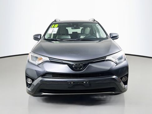 Used 2018 Toyota RAV4 XLE AWD/4WD image 11