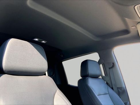 Used 2021 GMC Sierra 1500 SLT AWD/4WD image 14