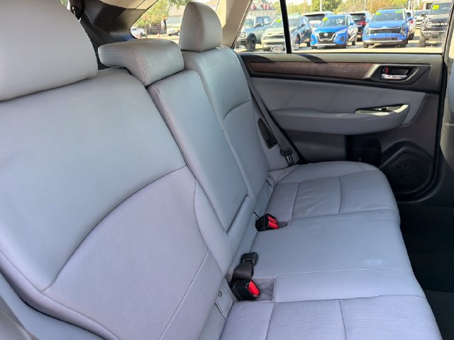 Used 2018 Subaru Outback 2.5i Limited AWD/4WD image 28