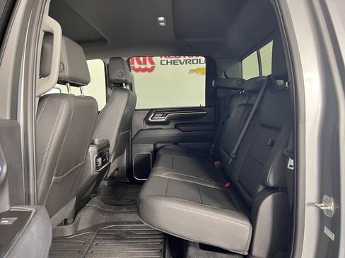 Used 2025 GMC Sierra 2500 SLT AWD/4WD image 24
