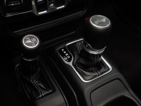 Used 2023 Jeep Wrangler Unlimited Sahara w/ Cold Weather Group image 39