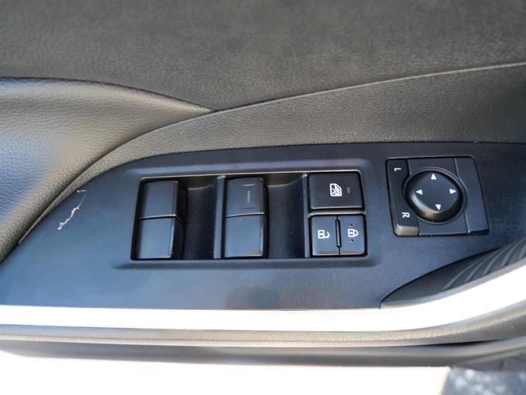 Certified 2025 Toyota RAV4 LE AWD/4WD image 16