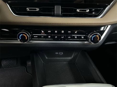 New 2026 Chevrolet Equinox ACTIV image 18