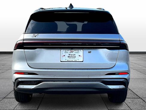 New 2025 Lincoln Nautilus Reserve image 4