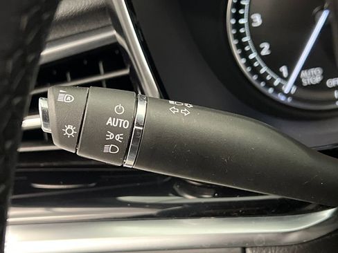 Used 2025 Cadillac XT6 Premium Luxury image 53