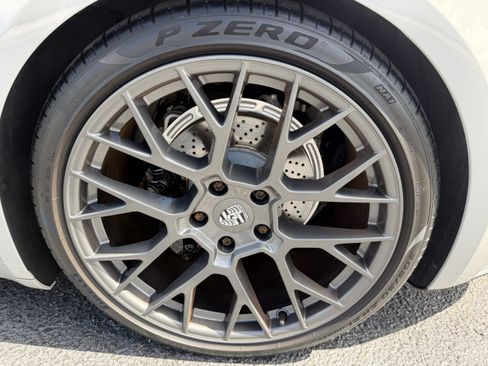 Certified 2024 Porsche 911 Carrera T RWD image 11