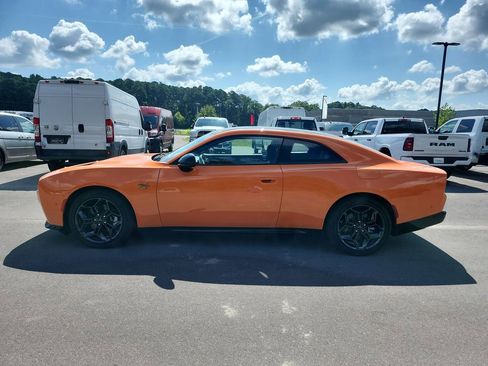 New 2025 Dodge Charger R/T w/ Quick Order Package 25M R/T image 6