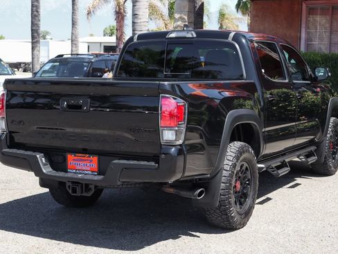 Used 2019 Toyota Tacoma TRD Pro AWD/4WD image 9