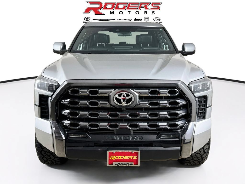 Used 2024 Toyota Tundra Platinum AWD/4WD image 7