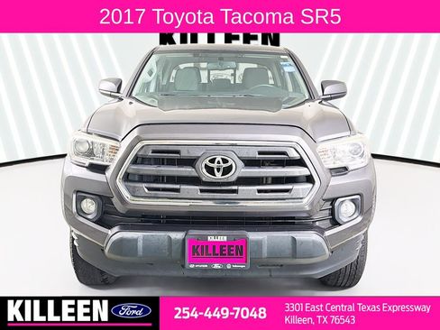 Used 2017 Toyota Tacoma SR5 image 2