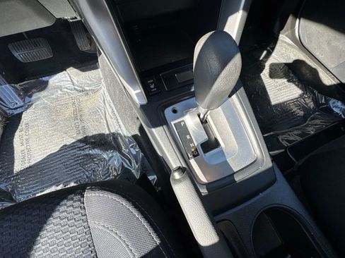 Used 2015 Subaru Forester 2.5i Premium w/ All-Weather Package image 21