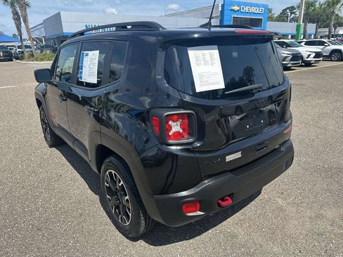 Used 2023 Jeep Renegade Trailhawk AWD/4WD image 14