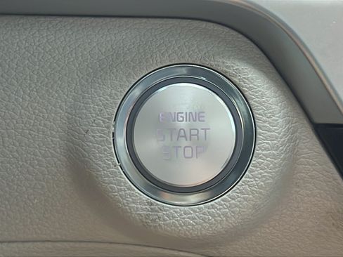 Certified 2023 Kia Telluride S w/ S Sunroof Package FWD image 26