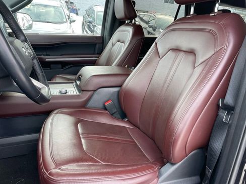 Used 2024 Ford Expedition Max Limited image 5