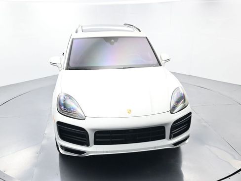 Used 2022 Porsche Cayenne Turbo S image 47