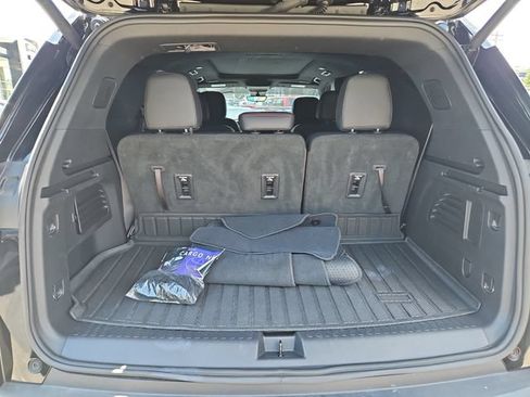 Used 2024 Chevrolet Traverse Z71 w/ Enhanced Driving Package AWD/4WD image 6