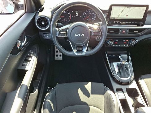 Used 2024 Kia Forte GT-Line image 12