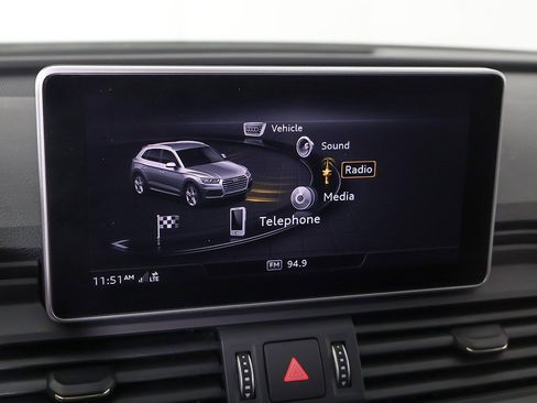 Used 2018 Audi Q5 2.0T Premium Plus w/ Premium Plus Package image 51