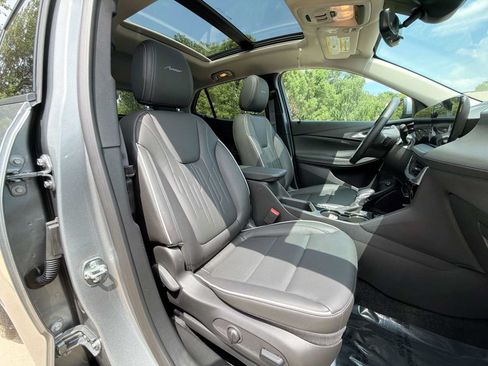 Used 2026 Buick Encore GX Avenir w/ Avenir Technology Package AWD/4WD image 19