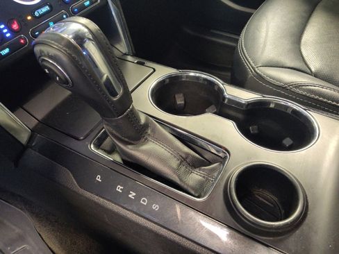 Used 2018 Ford Explorer Limited FWD image 26