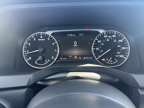 Certified 2025 Nissan Pathfinder S image 12