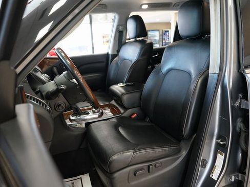 Used 2019 INFINITI QX80 Luxe w/ 22" Wheel Package image 2