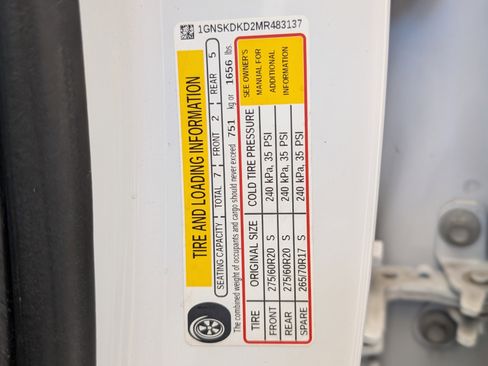 Used 2021 Chevrolet Suburban Z71 image 42