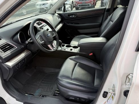 Used 2015 Subaru Outback 2.5i Limited image 6