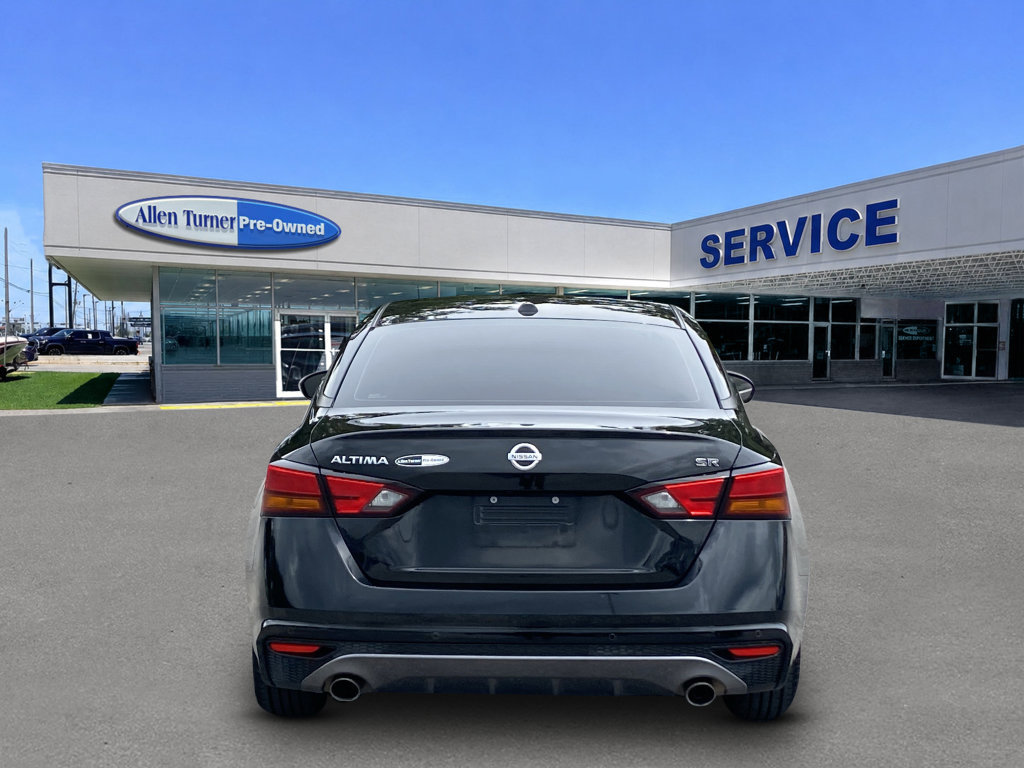Used 2022 Nissan Altima 2.5 SR FWD image 7