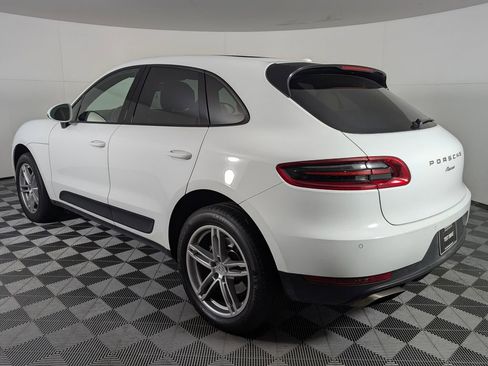 Used 2018 Porsche Macan image 3