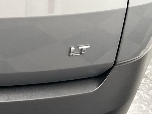 Certified 2023 Chevrolet Traverse LT image 33