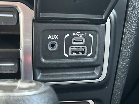 Certified 2026 Jeep Wrangler Unlimited Rubicon AWD/4WD image 24