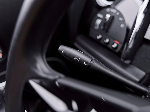 Used 2018 Rolls-Royce Ghost RWD image 68