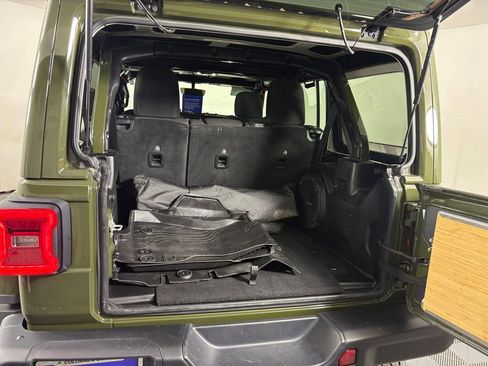 Used 2022 Jeep Wrangler Unlimited Rubicon w/ Xtreme Recon 35" Tire Package image 30