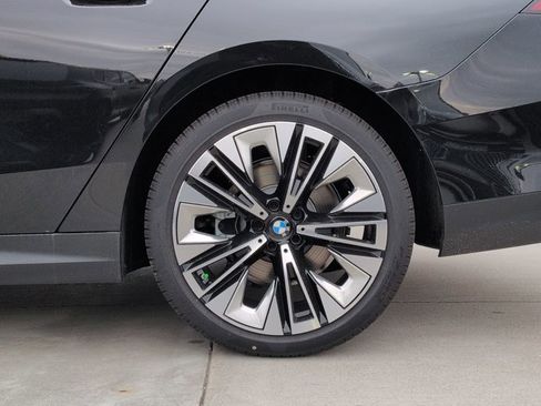 New 2026 BMW 530i xDrive 530i xDrive w/ Premium Package image 10