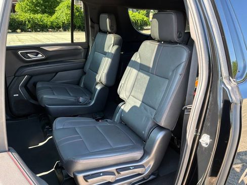 Used 2023 Chevrolet Suburban RST w/ Luxury Package AWD/4WD image 40