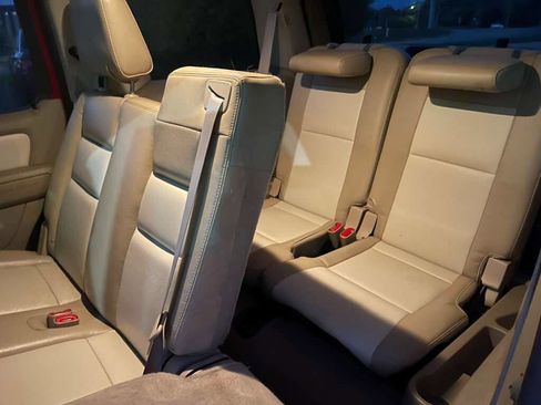 Used 2009 Ford Explorer Eddie Bauer image 23