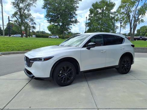 Certified 2025 MAZDA CX-5 Carbon Edition AWD/4WD image 3