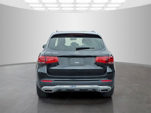 Used 2022 Mercedes-Benz GLC 300 image 5