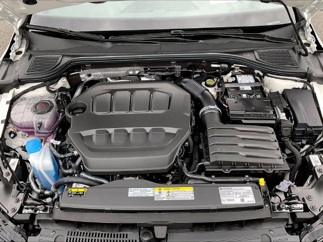 New 2026 Volkswagen Golf w/ Euro Style Package AWD/4WD image 17