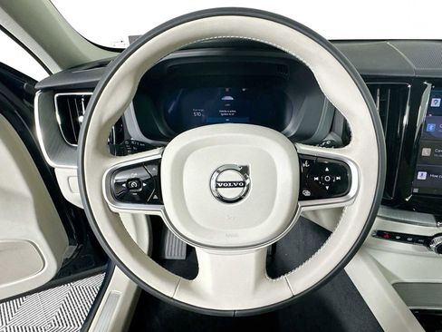 Used 2025 Volvo XC60 B5 Plus w/ Protection Package Premier image 11